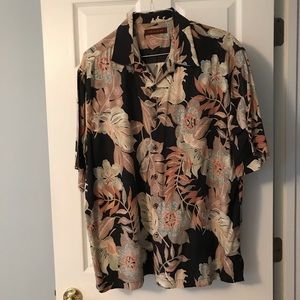 PRICE DROP!  Men’s Tori Richards Hawaiian shirt